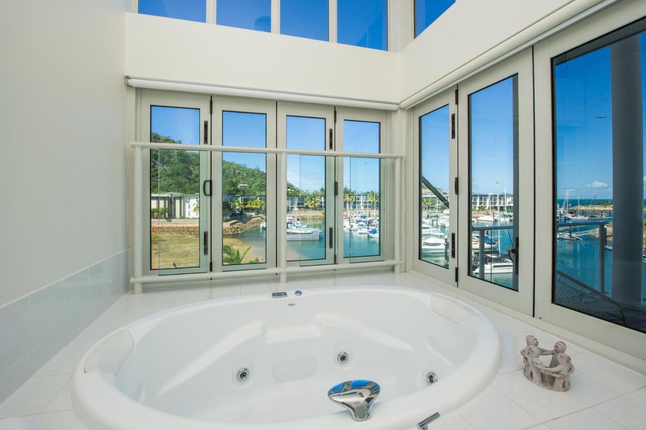 Beachside Magnetic Harbour Apartments Nelly Bay Ngoại thất bức ảnh