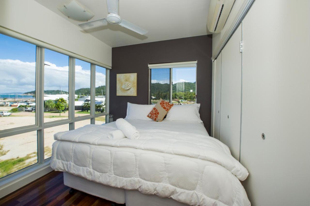Beachside Magnetic Harbour Apartments Nelly Bay Ngoại thất bức ảnh